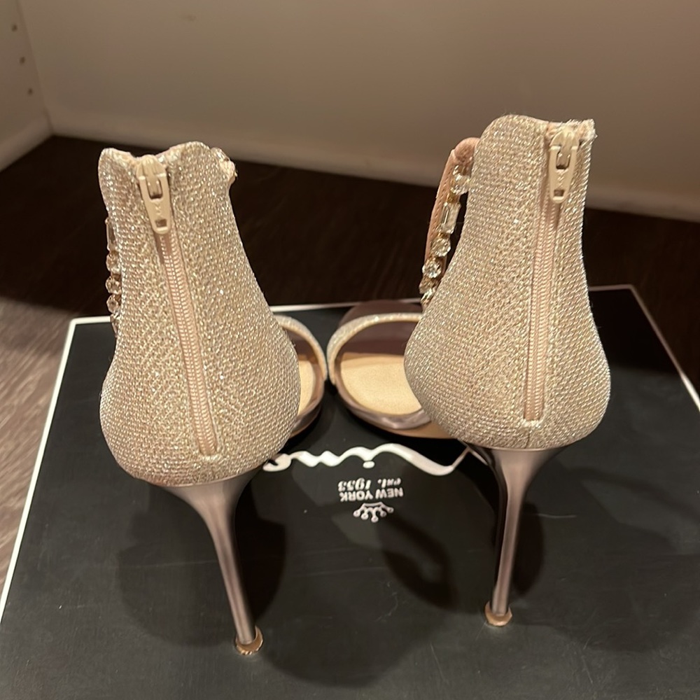 Like new - work once Nina- Deena champagne dream heels sz 9.5 - Picture 3 of 6